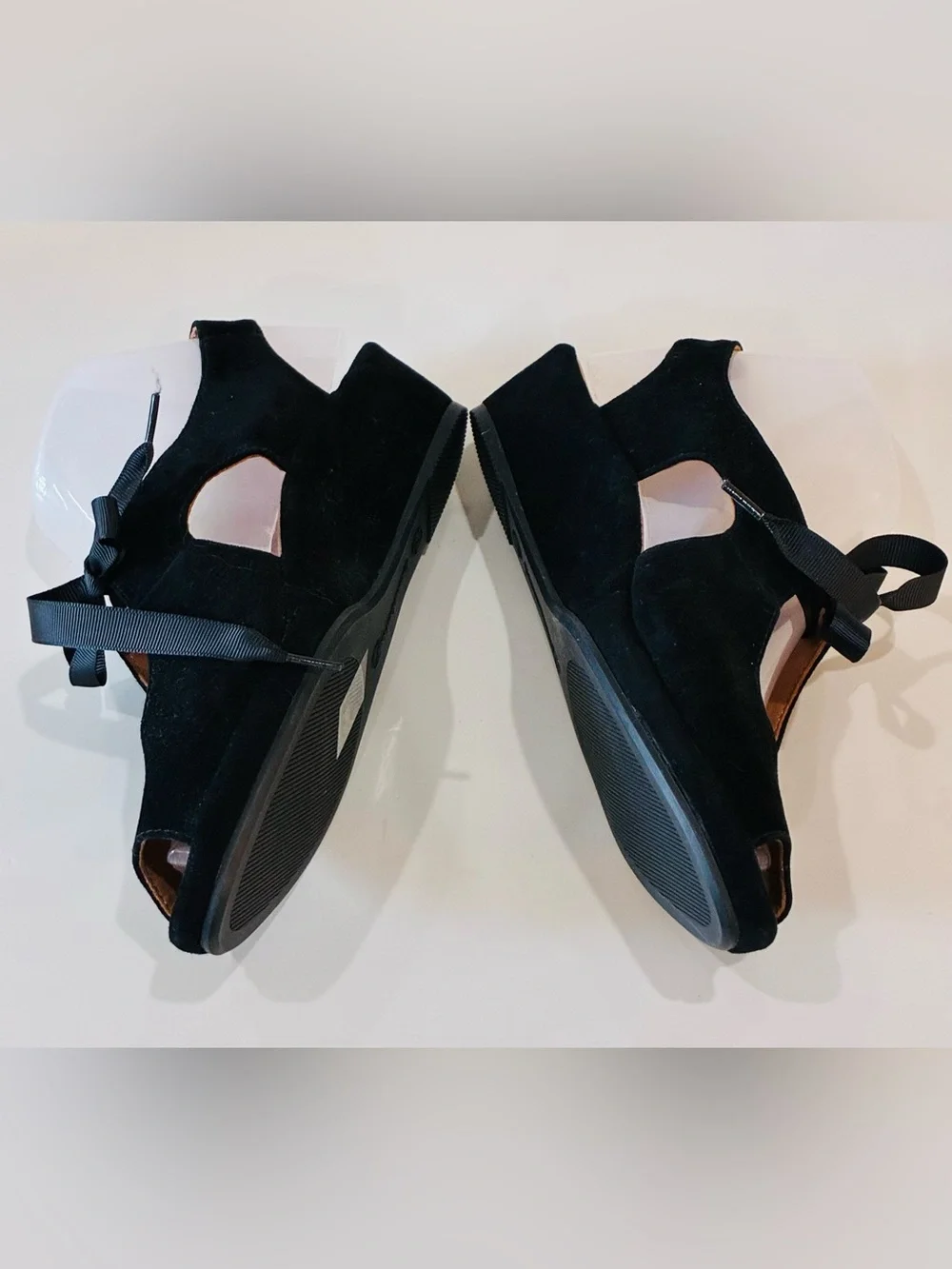 L'AMOUR DES PIEDS BLACK SUEDE PEEP TOE HEELS WITH RIBBON BOW Brittany size 6.5